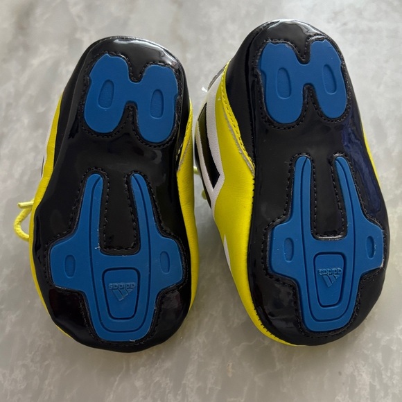 adidas Kids Yellow and White Sneakers with Black Stripes - Picture 3 of 3